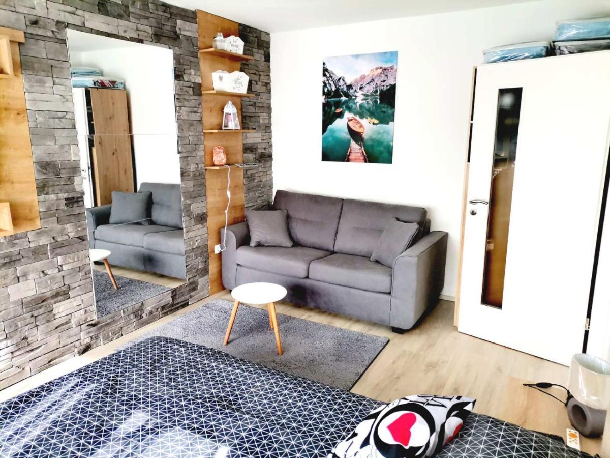 Apartman Anamaria Госпич Экстерьер фото